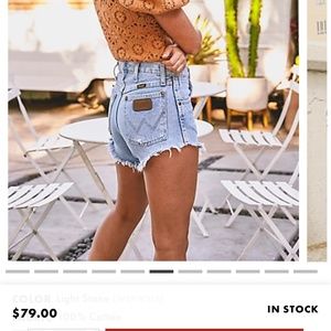 Wrangler shorts (size 26)